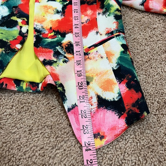 NWOT OVI Floral Blazer - Picture 7 of 7